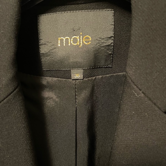 maje - tailor fitted blazer - crepe material. Gently worn. - Picture 3 of 6